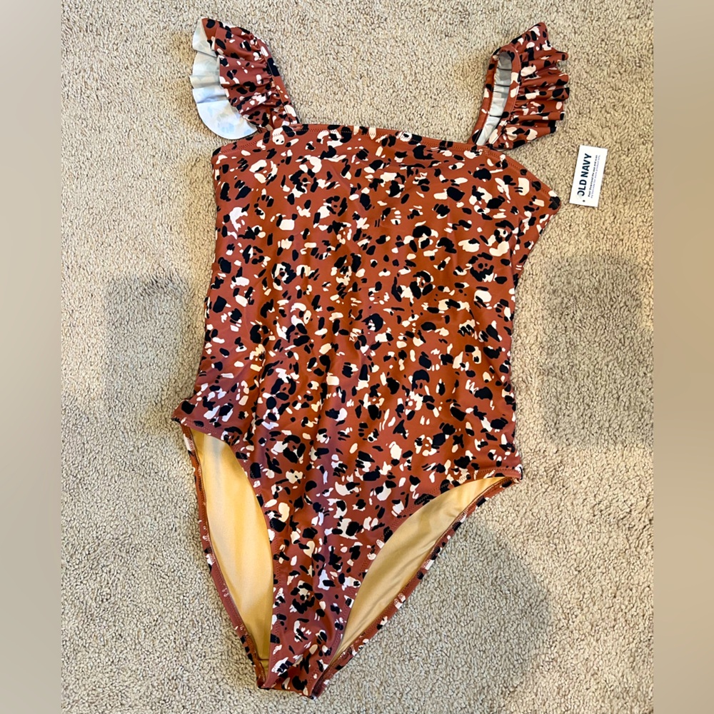 NWT, medium, leopard print one piece Old Navy swimsuit with ruffle sleeve detail